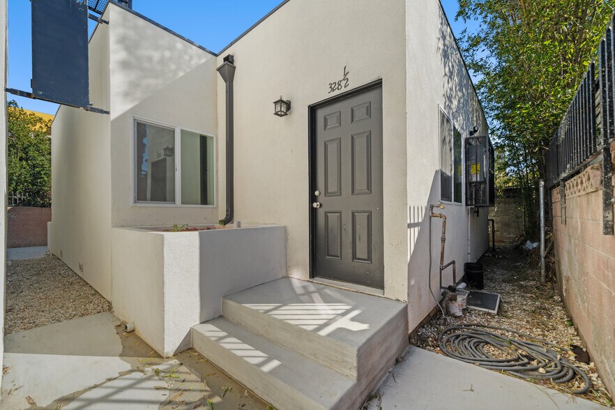More Photos Of 324 W 51st St, Los Angeles Apartments For Sale