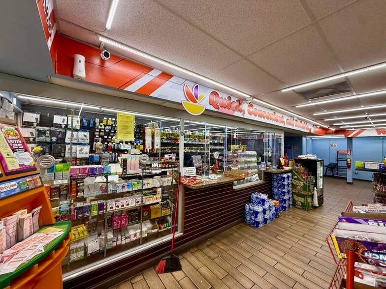 More Photos Of 2565 Candler Rd, Decatur Freestanding For Sale