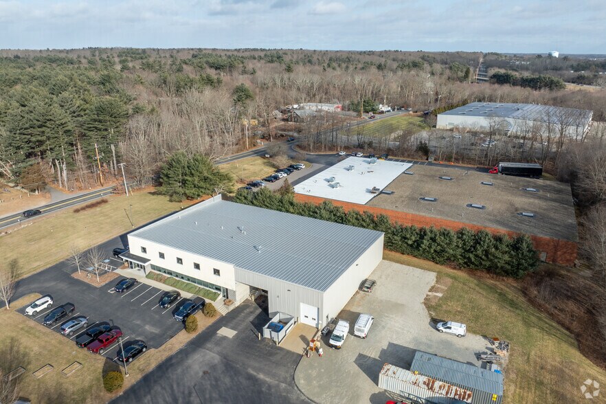 More Photos Of 67 Green St, Foxborough Light Manufacturing For Sale