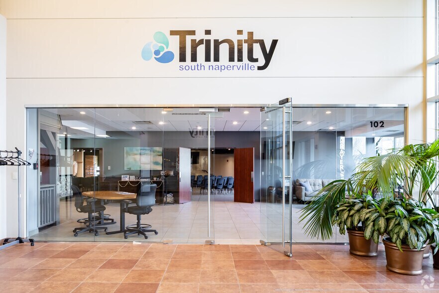 More Photos Of 2244 W 95th St, Naperville Office For Lease