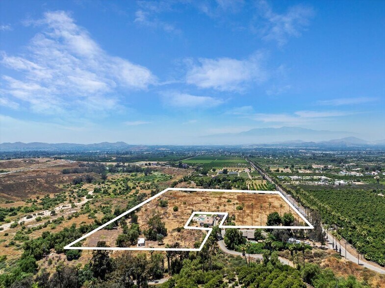 More Photos Of 1350 Firethorn Ave, Riverside Land For Sale
