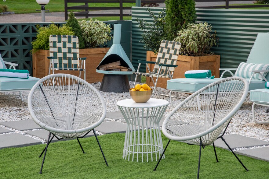 More Photos Of 94 Route 7, New Ashford Hotel For Sale