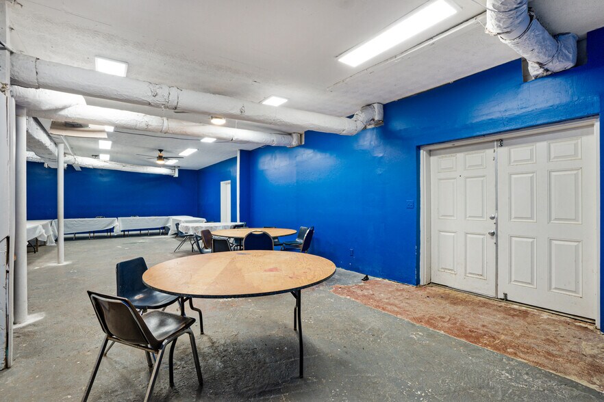 More Photos Of 7345 W Fayetteville Rd, Riverdale Recycling Center For Sale