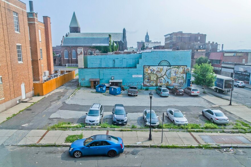 More Photos Of 445-447 High St, Holyoke Storefront Retail Residential For Sale