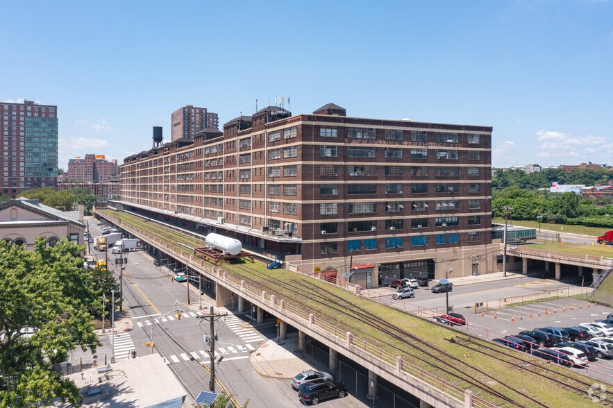 More Photos Of 629 Grove St, Jersey City Warehouse For Lease