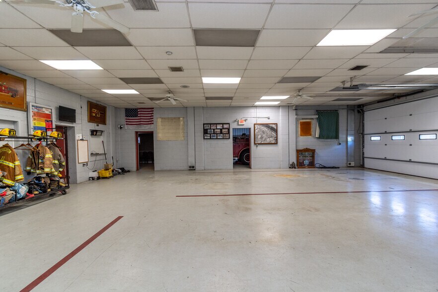More Photos Of 9 Mill St, Stockton Police Fire Station For Sale