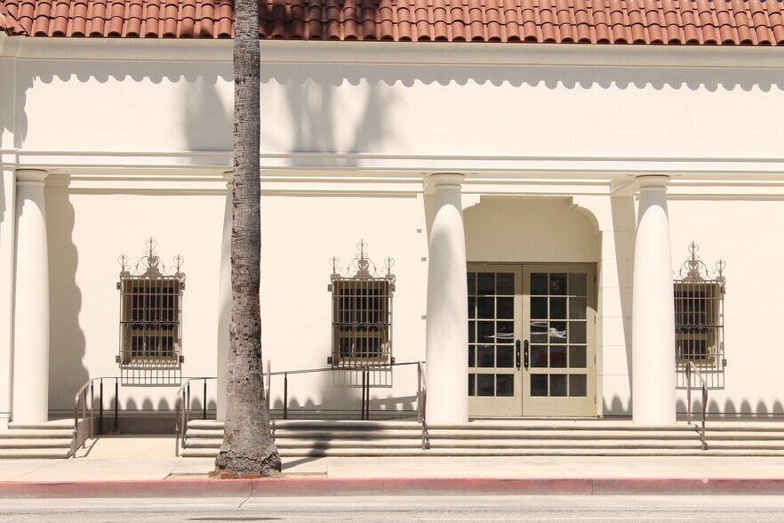 More Photos Of 5925-5939 W Sunset Blvd, Los Angeles Office Residential For Lease