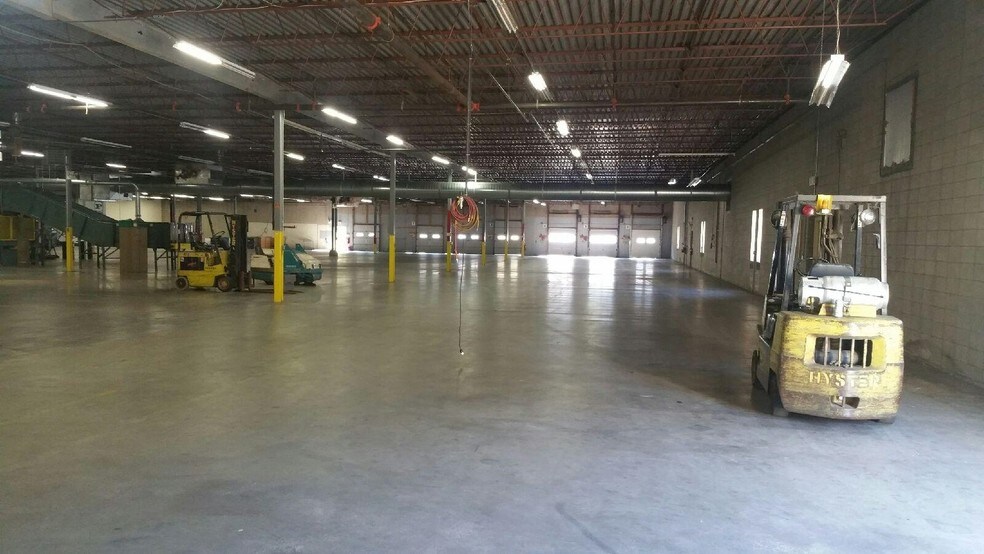 More Photos Of 81 Fitzgerald Dr, Jaffrey Light Manufacturing For Lease