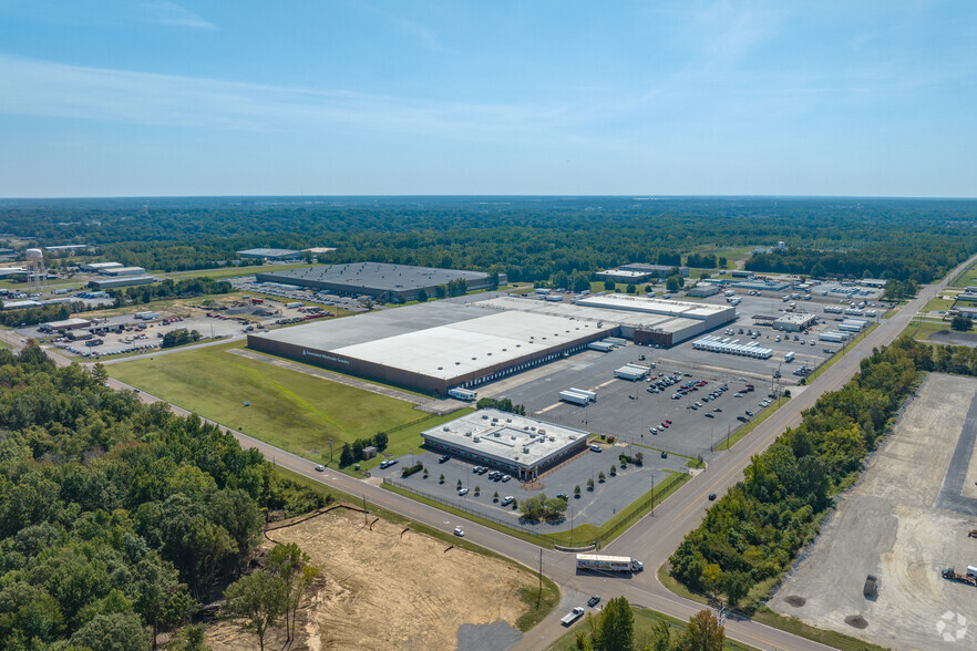 Primary Photo Of 2929 Stateline Rd, Southaven Refrigeration Cold Storage For Lease