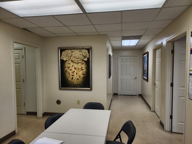 More Photos Of 712-722 Oliver Rd, Montgomery Light Distribution For Sale