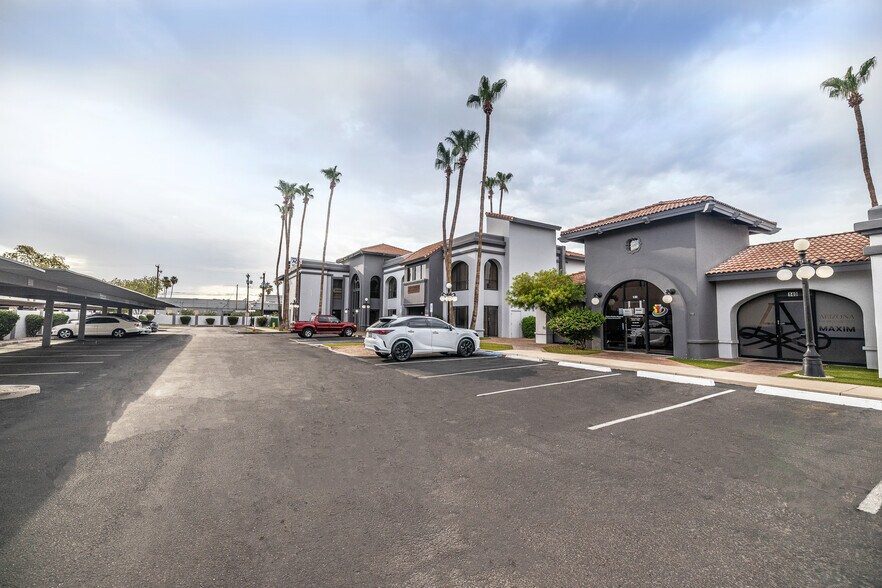 More Photos Of 3102-3104 E Indian School Rd, Phoenix Office For Sale