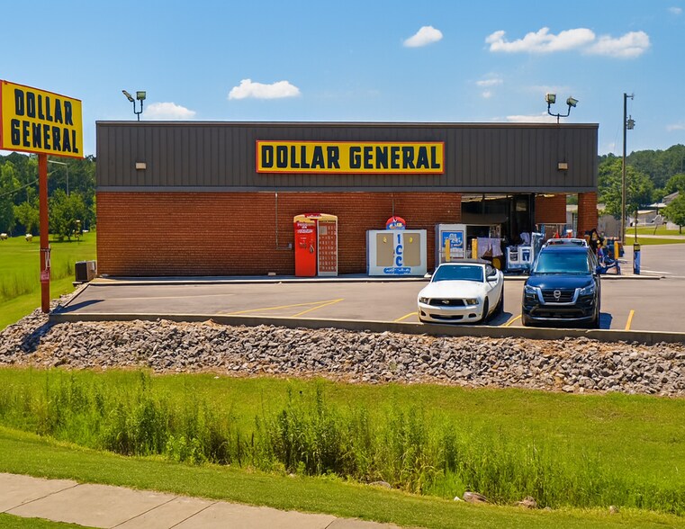 Primary Photo Of 31 Megan Ln, Cullman Freestanding For Sale