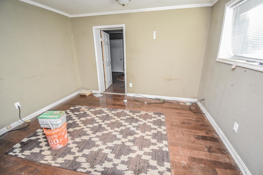 More Photos Of 511 N Northeast Loop 323, Tyler Office Residential For Lease