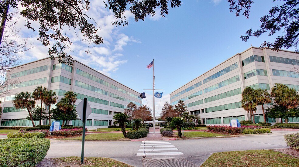 Primary Photo Of 2219 Lakeshore Dr, New Orleans Office For Lease