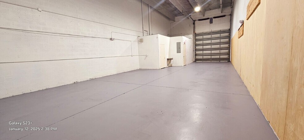 More Photos Of 14355-14373 SW 139th Ct, Miami Warehouse For Lease