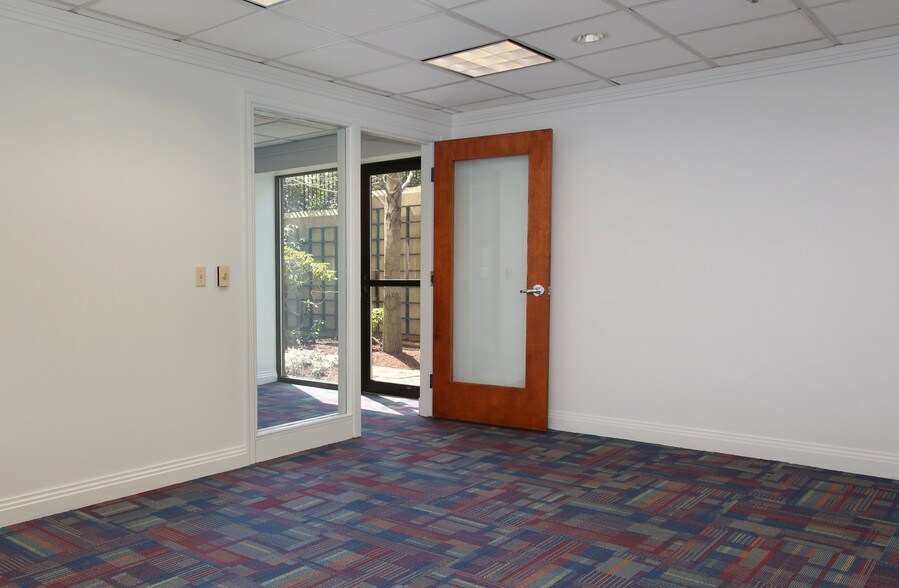 More Photos Of 1 State St, Providence Office For Lease