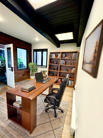 More Photos Of 410 S Lincoln Ave, Steamboat Springs Office For Lease