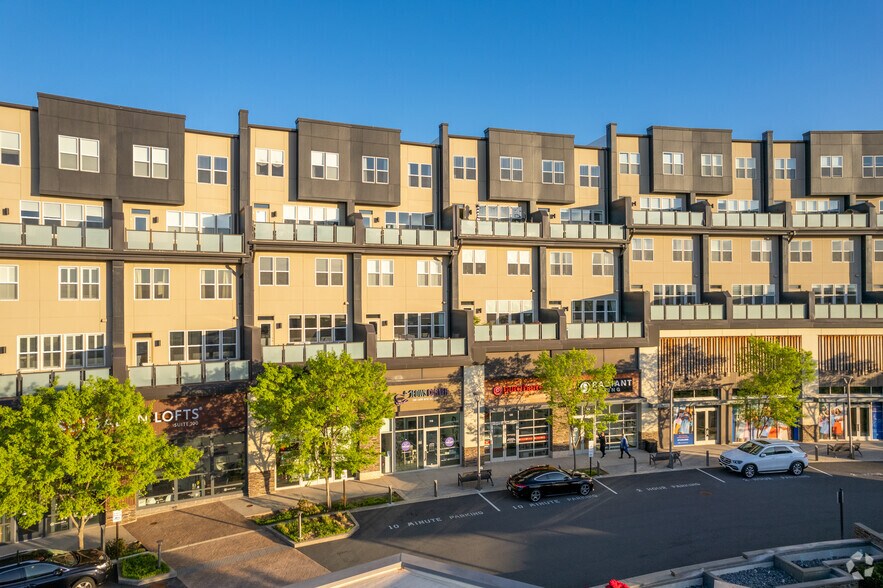 More Photos Of 21435 Epicerie Plz, Sterling Unknown For Lease