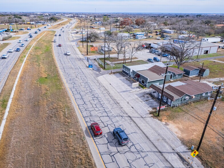 More Photos Of 7050 US Highway 87, San Antonio General Retail For Sale