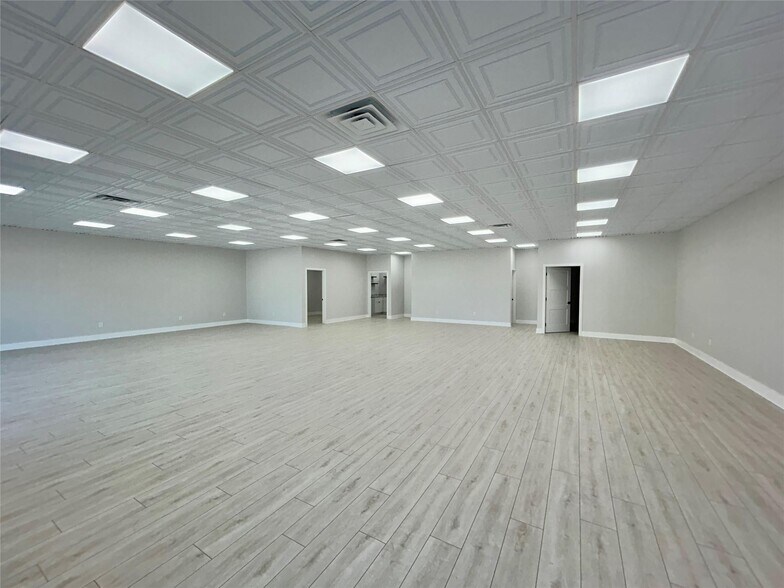 More Photos Of 840 E Main St, Gainesville Medical For Lease