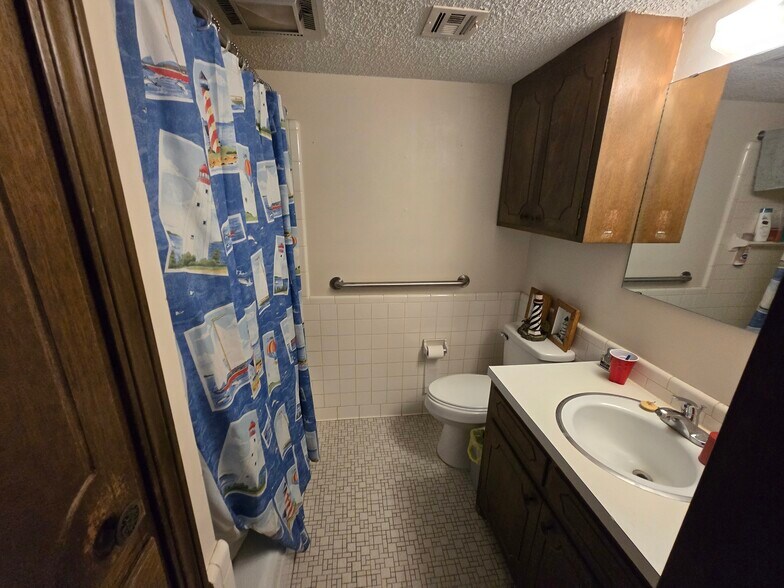 More Photos Of 415 Harmon Ave, Watonga Apartments For Sale