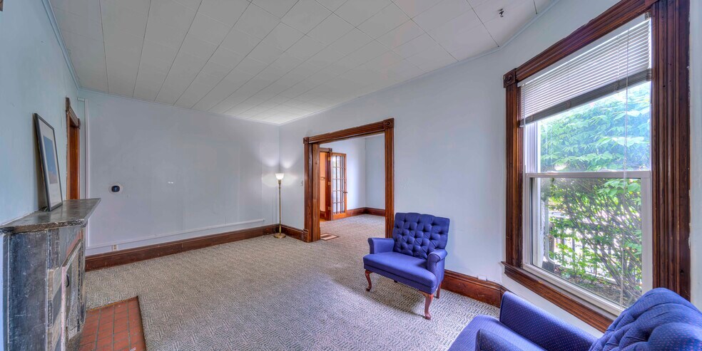 More Photos Of 604 Greenwood Pl, Jackson Office For Lease