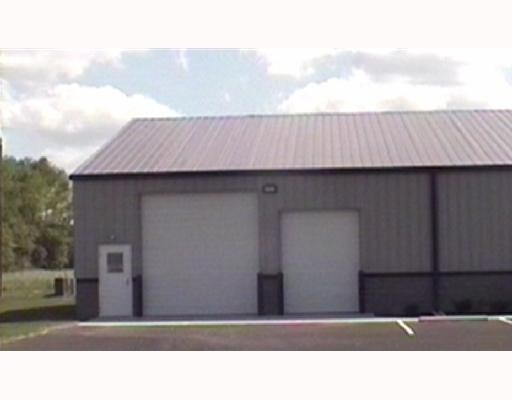 More Photos Of 171 S Lester Ave, Sidney Warehouse For Lease