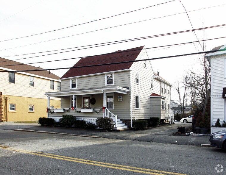 491 HUMPHREY ST  