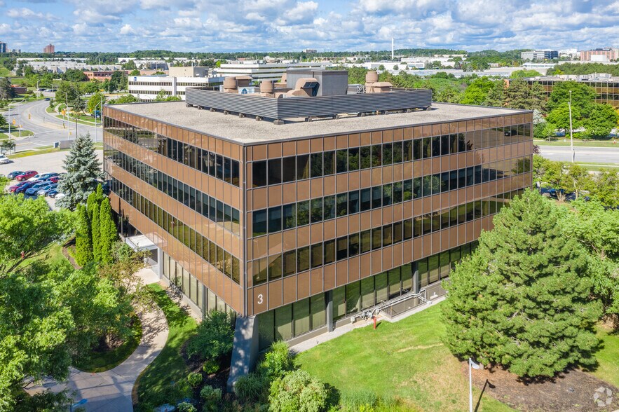 More Photos Of 2000 Argentia Rd, Mississauga Unknown For Lease