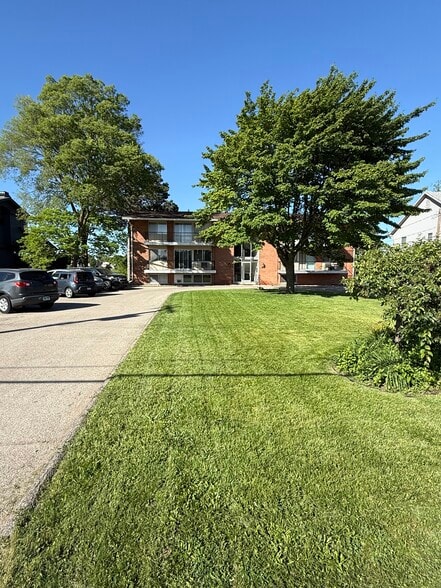 More Photos Of 408 N Liberty St, Belleville Apartments For Sale