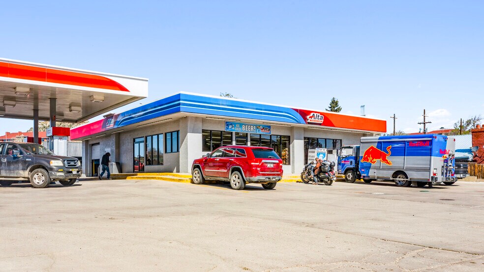 More Photos Of 305 State St, Trinidad Convenience Store For Sale