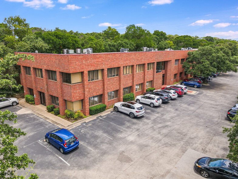 Primary Photo Of 5750 Balcones Dr, Austin Medical For Sale