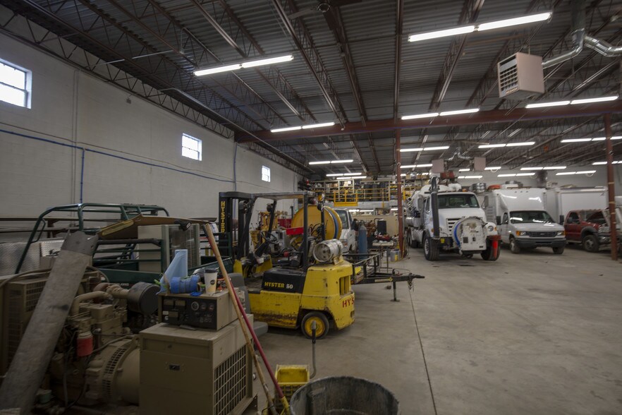 More Photos Of 5641 N Washington St, Denver Manufacturing For Lease