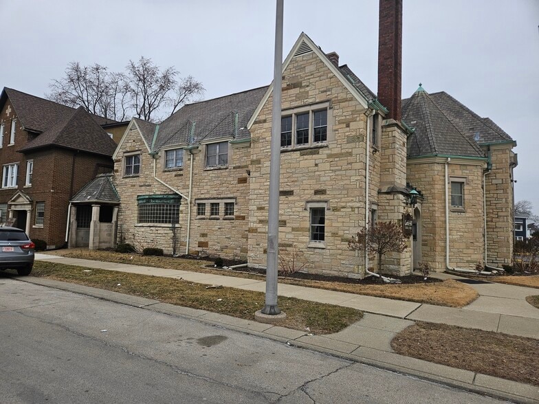 Primary Photo Of 248 155th Pl, Calumet City Specialty For Sale