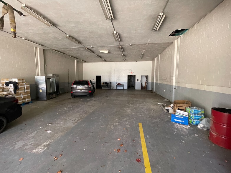 More Photos Of 7419 Washington Ave, Pittsburgh Office For Sale