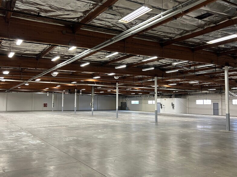 More Photos Of 459 Park Ave, San Fernando Manufacturing For Lease