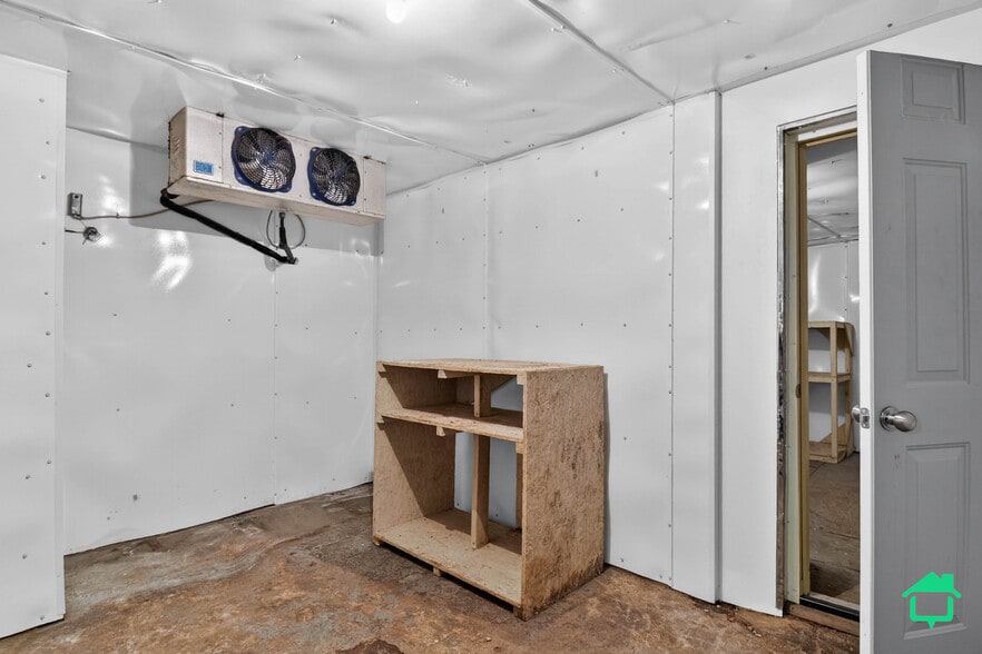 More Photos Of 12763 Ostrander Rd, Maybee Supermarket For Sale