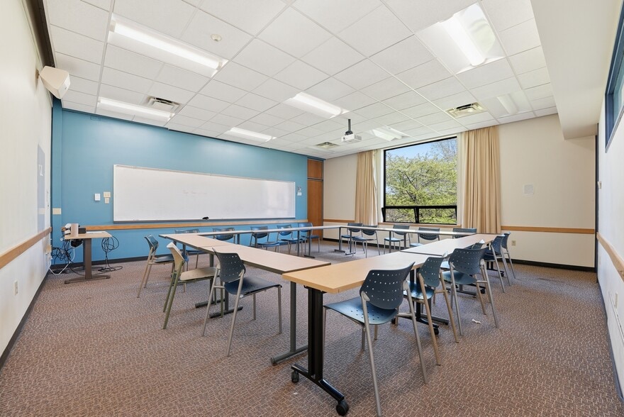 More Photos Of 893 West St, Amherst Schools For Sale