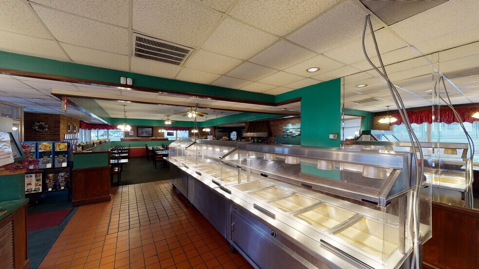 More Photos Of 1102 W Spring St, Monroe Restaurant For Sale