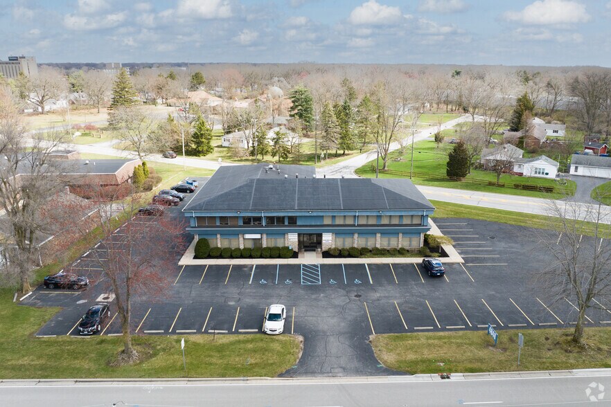 More Photos Of 4848 N Holland Sylvania Rd, Sylvania Office For Lease