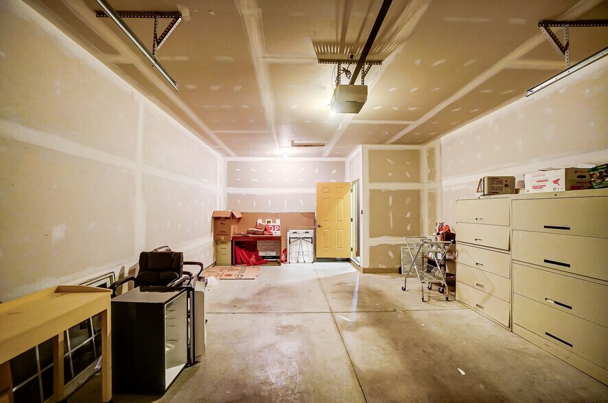 More Photos Of 3300 Philadelphia Dr, Dayton Medical For Sale