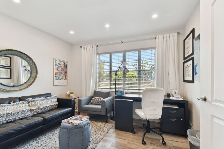 More Photos Of 3019 W Azeele St, Tampa Loft Creative Space For Sale