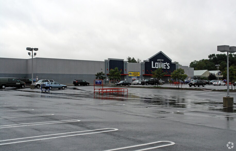 More Photos Of 215 Mountain Ave, Hackettstown Unknown For Lease