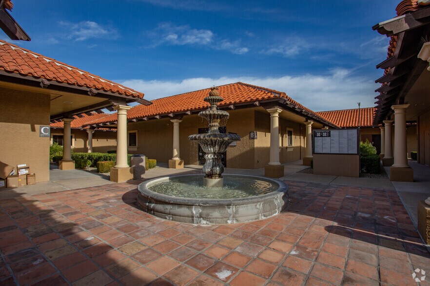 More Photos Of 5620 W Thunderbird Rd, Glendale Medical For Sale