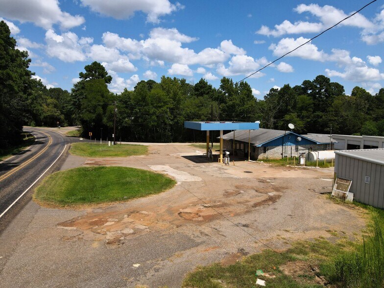 More Photos Of 13852 FM 747 S, Jacksonville Convenience Store For Sale