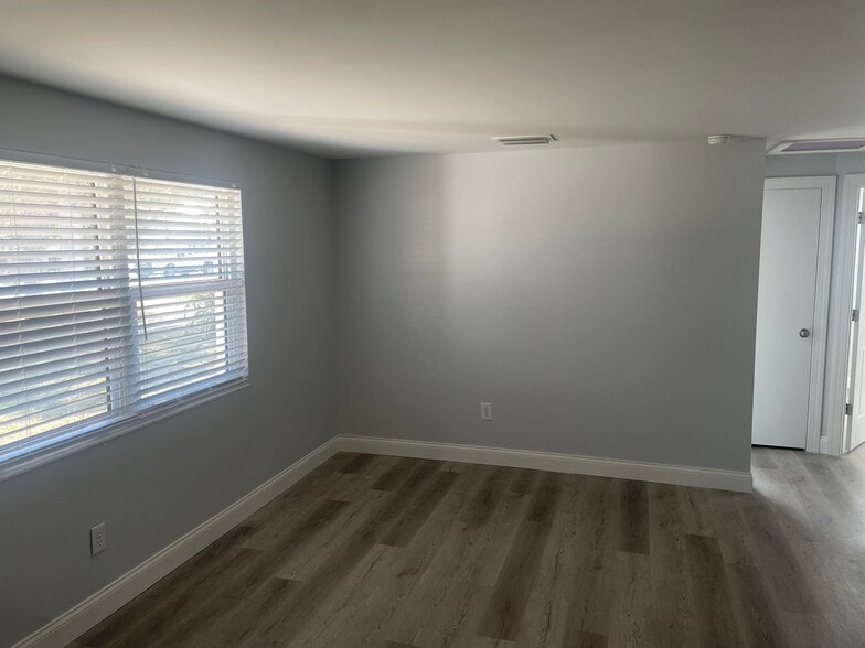 More Photos Of 418 E Virginia Ave, Punta Gorda Multifamily For Sale