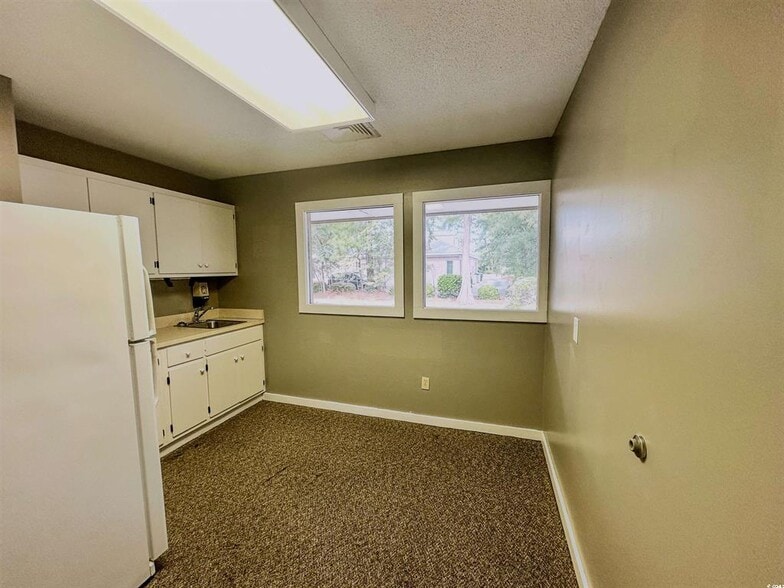 More Photos Of 8028 Myrtle Trace Dr, Conway Medical For Lease