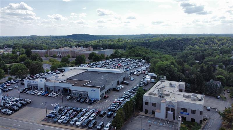 More Photos Of 10431 Perry Hwy, Wexford Office For Sale