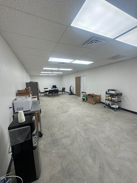 More Photos Of 5750 DENALI Ln, Caliente Manufacturing For Sale