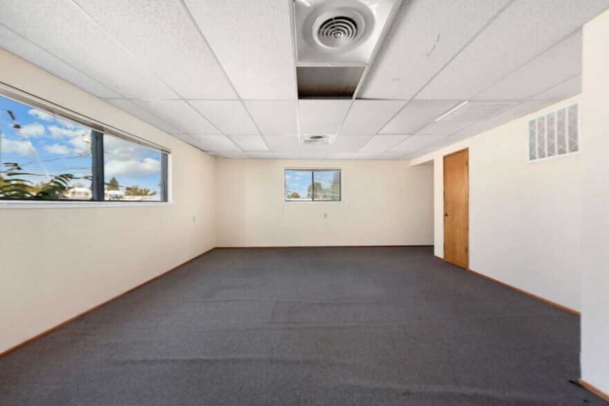 More Photos Of 409 Center St, Yuba City Storefront Retail Office For Sale